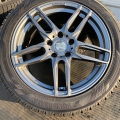スタッドレスタイヤ　18インチ　4本　ホイールセットの画像