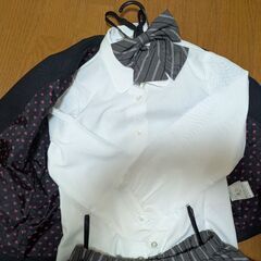 子ども用(女児用)フォーマルスーツの画像