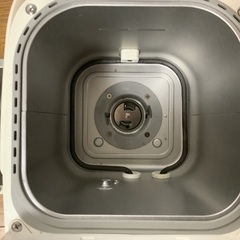 パナソニック ホームベーカリー ホワイト SD-BT103-W  1月半ばまでの画像