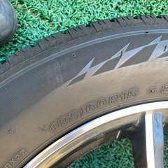 スタッドレスタイヤの画像