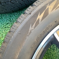 スタッドレスタイヤの画像