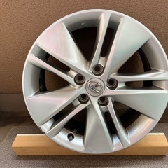 ★レクサス HS 純正ホイル 17 7J +39の画像