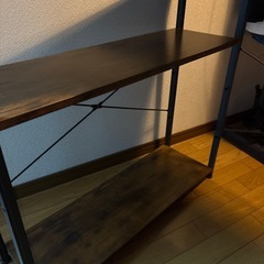 パソコンデスクの画像