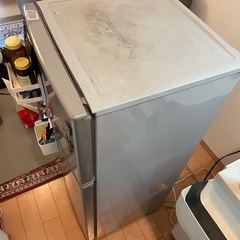 【SHARP シャープ】2ドア冷凍冷蔵庫 (霜取り済みでお渡し！) 一人暮らしに最適！の画像