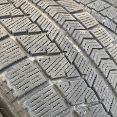 スタッドレスタイヤ175/65R15の画像
