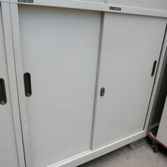 書庫スライド扉（スチール）在庫3台の画像