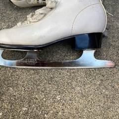 スケート靴　20センチの画像