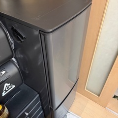 三菱冷蔵庫MR-P17F-H2021年製の画像