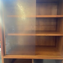 【無料】食器棚の画像