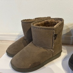 19cmムートンブーツ、21cm IGNIO スノーブーツの画像