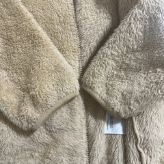 UNIQLO ユニクロ　フリース　ベージュ　　80㎝の画像