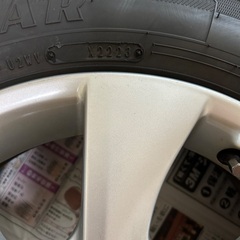 スタッドレスタイヤの画像