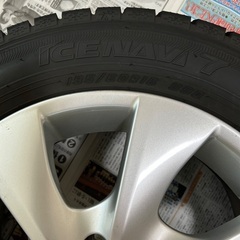 スタッドレスタイヤの画像