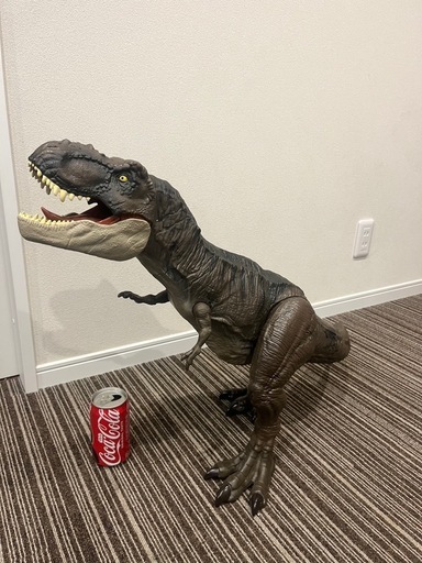 恐竜　ティラノサウルス　おもちゃ　