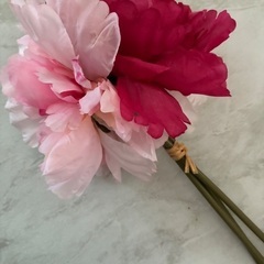 welcome デコレーション　オーナメント　ピンクの羽　造花　の画像