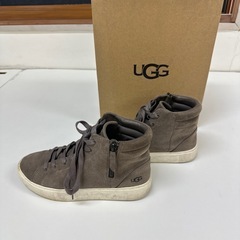 UGGのスニーカー　サイズ24cm
の画像