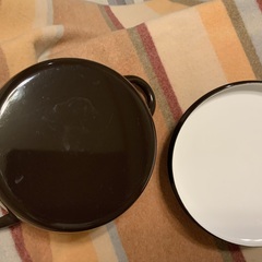 ホーロー両手鍋の画像