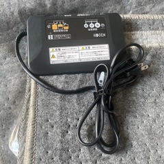 話し合い中。受付一時ストップします！CWC-2001 広電KODEN ホットカーペット本体2畳相当(176cm×176cm) マイコン式[CWC2001]の画像