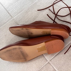 フラットシューズ 23.0cm 美品の画像