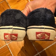 vans スリッポン　ファー　モコモコ　冬の画像