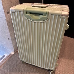 タイヤ破損の為お安くお譲りしますの画像