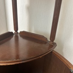 アンティーク家具の画像