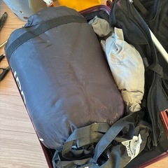 キャンプ用品　テント寝袋燃料キャリーケースの画像