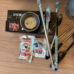 キャンプ用品　テント寝袋燃料キャリーケースの画像