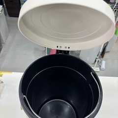 【ゴミ箱】【ソフトクローズ】クリーニング済み【管理番号10712】比の画像