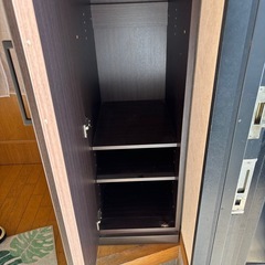 ニトリ　全身ミラー付きクローゼット　の画像