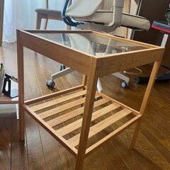 【引越しのためお譲りします】木製スタンド（観葉植物・小物用）の画像