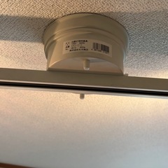 日本製ライティングレール 白 ハロゲンライト4灯付きの画像