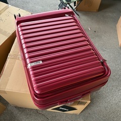 新品
【不良品】スーツケース 大量在庫／ファスナー不良・キズあり／引き取り限定 の画像