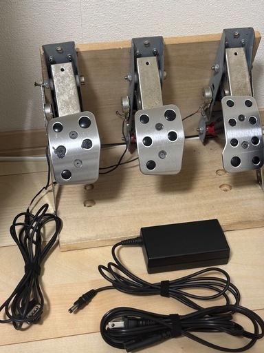 Logicool G29ハンドルコントローラー