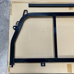 【スズキキャリイ】純正 鳥居 ブラック 【EBD-DA16T】の画像