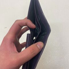 COCCO FIORE ガジェット ウォレット パープル86 9170190 コッコフィオーレ パープル 財布 二つ折り クロコ型押し (E3780twkYM)の画像