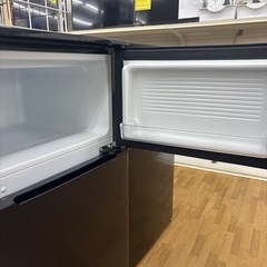 【ドリーム川西店御来店限定】☆ジモティー見たよ♪割引☆コンフィー　2ドア冷蔵庫　2024年製　クリーニング済み 【2125560000036921】の画像