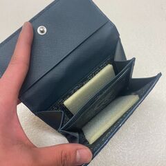 COCCO FIORE  二つ折り財布 EKSA コッコフィオーレ エナメル スピッラウォレット ブルー30 9170223 (E3781twkYM)の画像