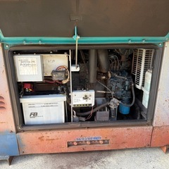 Denyo DLW-300ESW 防音型エンジン溶接・発電機 100V/200V 三相 2人同時用 ディーゼル 動作確認済の画像