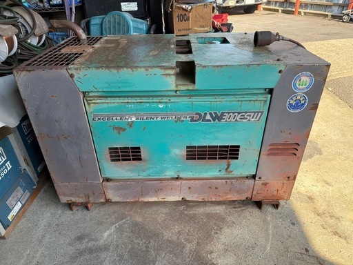 Denyo DLW-300ESW 防音型エンジン溶接・発電機 100V/200V 三相 2人同時用 ディーゼル 動作確認済