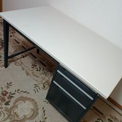 【決まりました】オフィス用　デスク　中古の画像