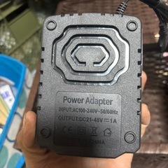 海外製インパクトじゅうでんき充電器の画像