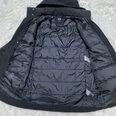 ユニクロ　定番　ハイブリッドダウンコート　サイズSの画像
