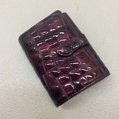 COCCO FIORE スピラ ウォレット EKSA 二つ折り財布 ワイン36 クロコ型押し 9170223 (E3782twkYM)の画像