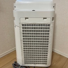 シャープ 加湿空気清浄機 プラズマクラスター7000 (KC-J50) / 2022年購入の画像