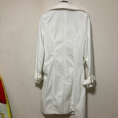 『値下げ』白コート の画像
