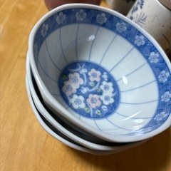 食器の画像