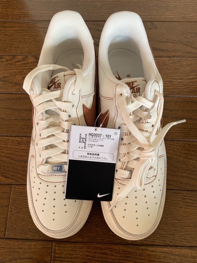 Nike Air Force 1 '07 LV8 25.5cm 新品未使用