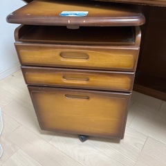 学習机（棚、椅子、ライト無）の画像