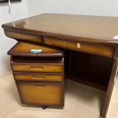 学習机（棚、椅子、ライト無）の画像